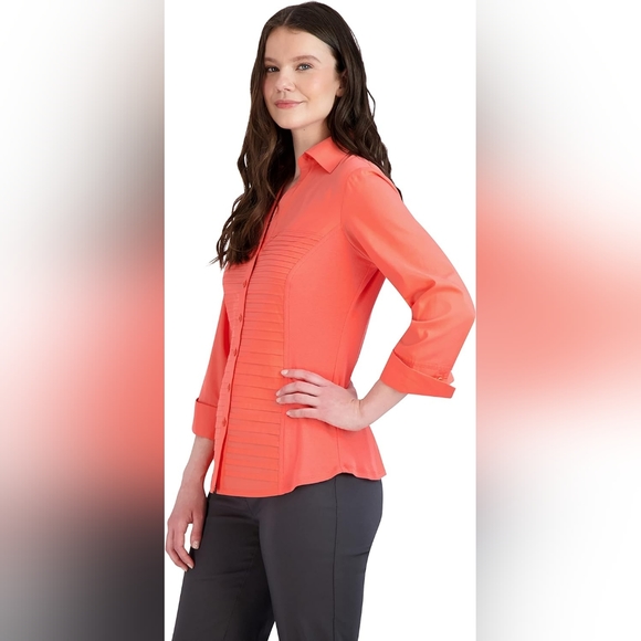 Zac & Rachel button up blouse - Picture 2 of 15